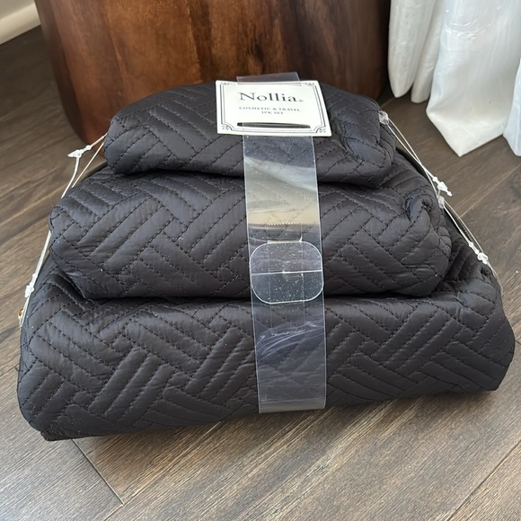 Nollia Cosmetic & Travel 3 pk set,quilted,gold zippers,vinyl interior,easy care - Picture 6 of 13